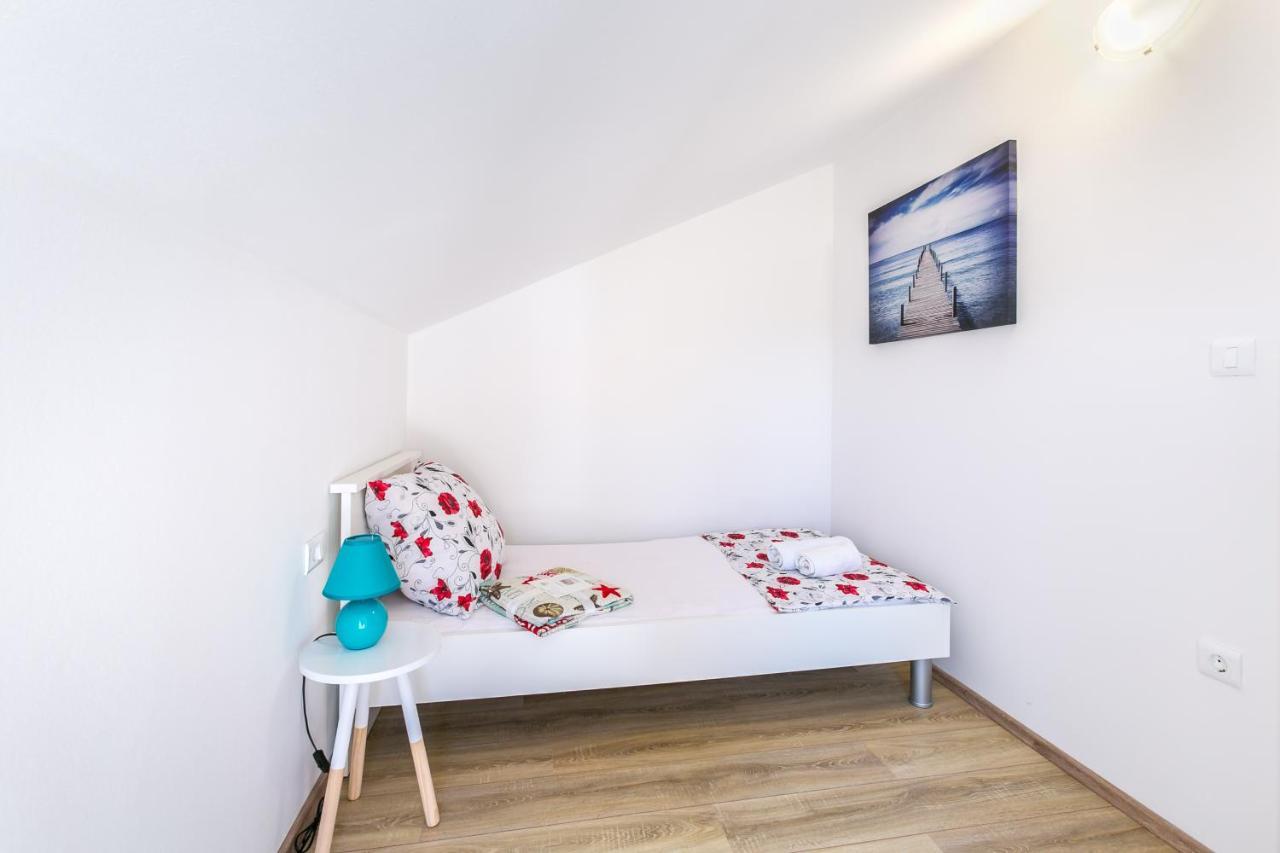 Apartment Nevia *